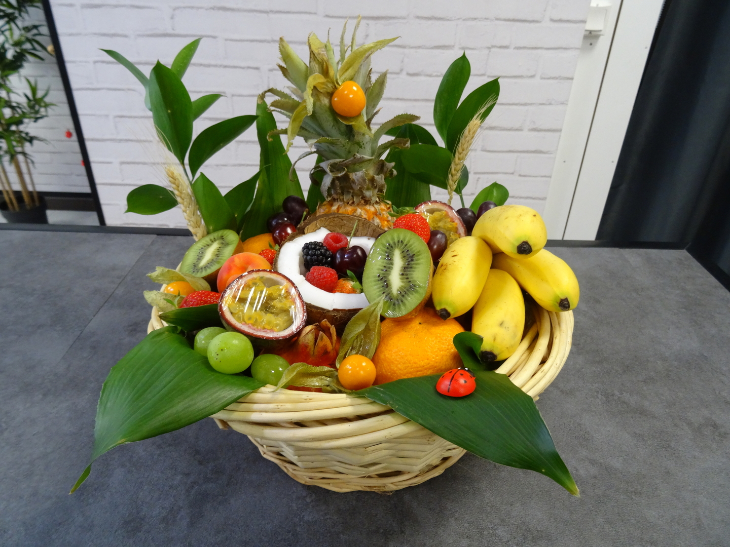 Bouquet De Fruits Corbeille De Fruits Exotiques Kilos