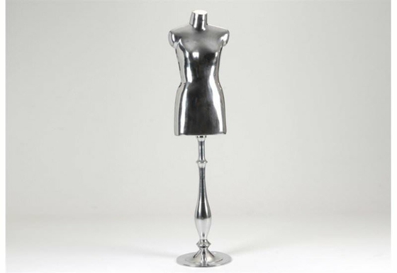 mannequin-femme-chrome-amadeus