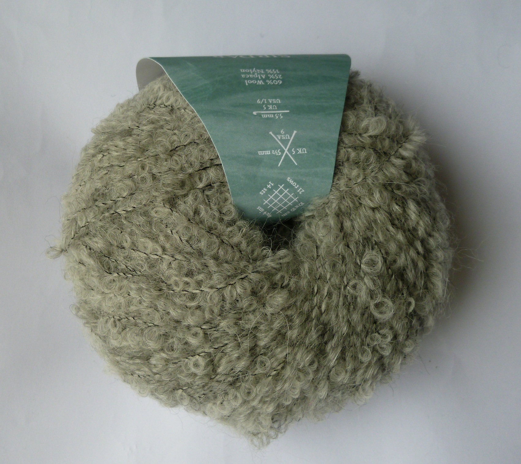 Laine bouclette - sur EnPerdreSonLapin