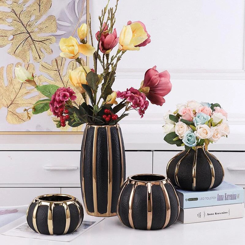 Vase En C Ramique Noir Et Dor Maison D Co Vases Merci Boutique