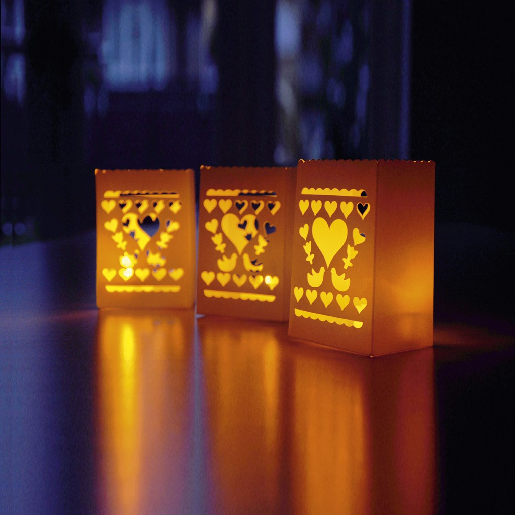  6 lanternes en papier découpé avec bougies LED - Lovebird