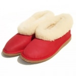 Chaussons fourrés en peau de mouton Rouge
