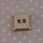 Bouton petit beurre 12mm