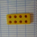 Bouton domino lego 8 trous jaune