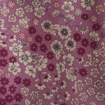 Coupon de tissu Frou-frou fleuri fond parme coloris 1 45 x 55 cm