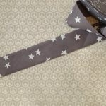 Biais gris nuée d'étoiles blanches 1m