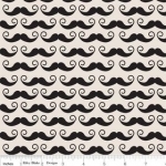 DERNIER COUPON Geekly chic moustaches fond crème 92 x 110 cm