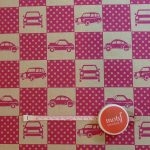 Tissu Echino damier voitures fond rose 20x110 cm