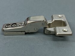 Charnière à Visser GRASS 1000 – Pour Porte à Panneaux Ou Battante, En Acier