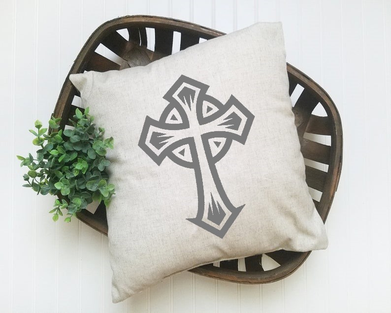 croix rond motif thermocollant coussin