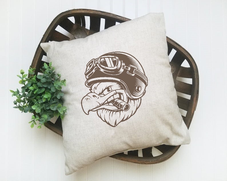 Aigle casque motif thermocollant coussin