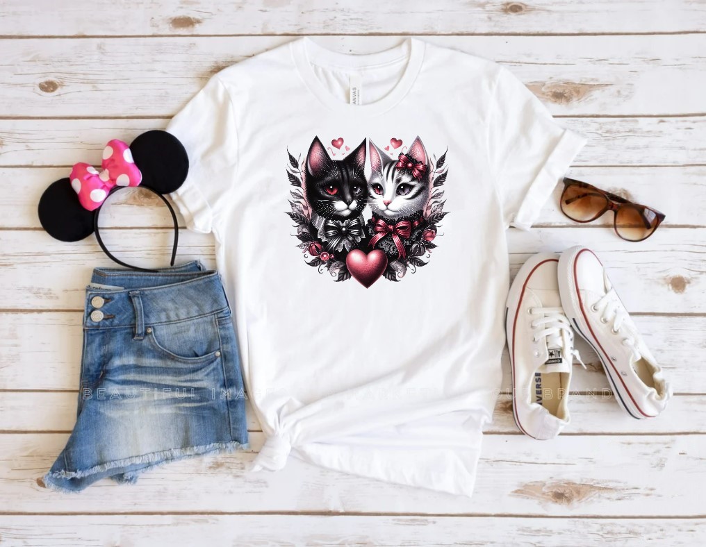 Chats Noir Blanc Coeurs1