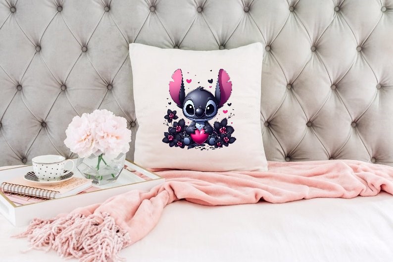stitch noir coeurs fleurs transfert thermocollant impression dtf flex textile coussin oreiller accessoire déco objet