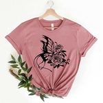 papillon sur fleurs motif thermocollant t-shirt femme