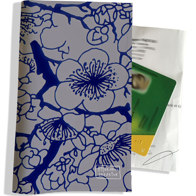 Porte-Ordonnance - Pratique et sécurisé pour un rangement organisé de vos documents de santé - Fleurs Japon bleu et gris