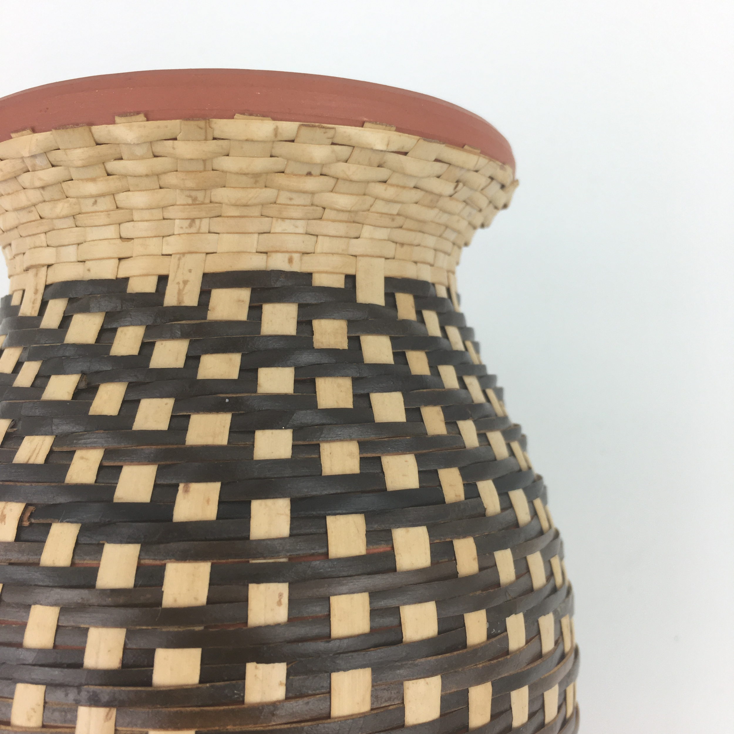 vase argile et fibres tressées vintage et durable boutique brocup
