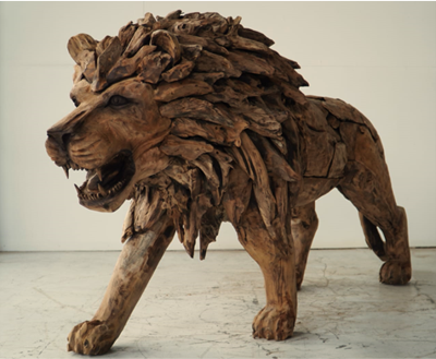 LION RUGISSANT TECK