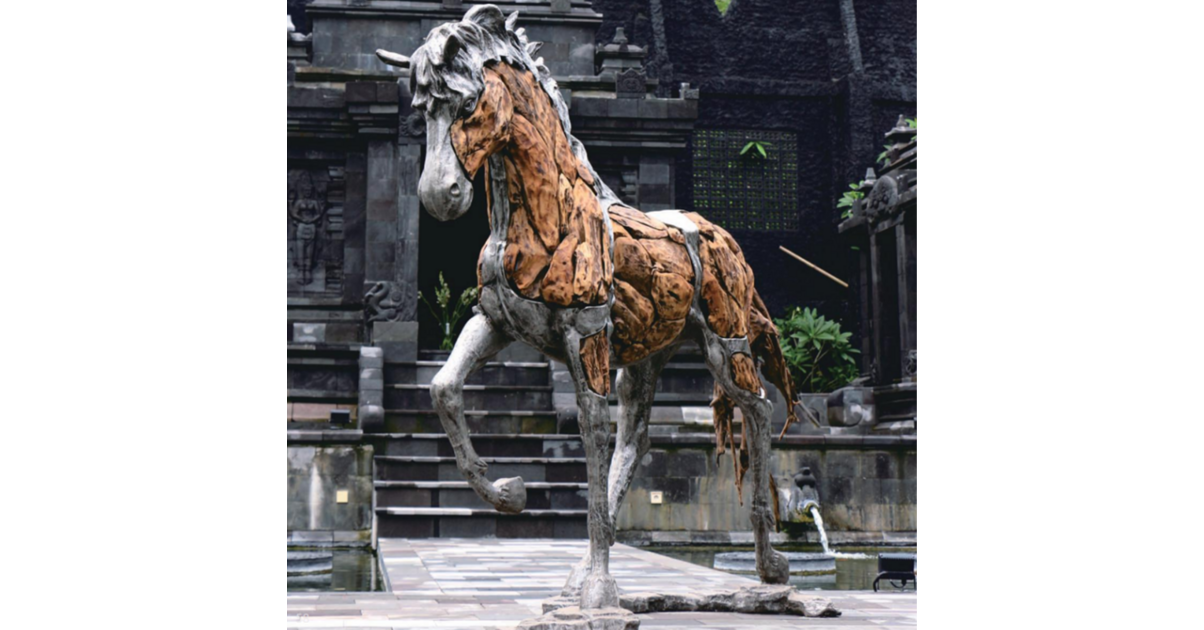 Sculpture de cheval en acier soudé grandeur nature à vendre