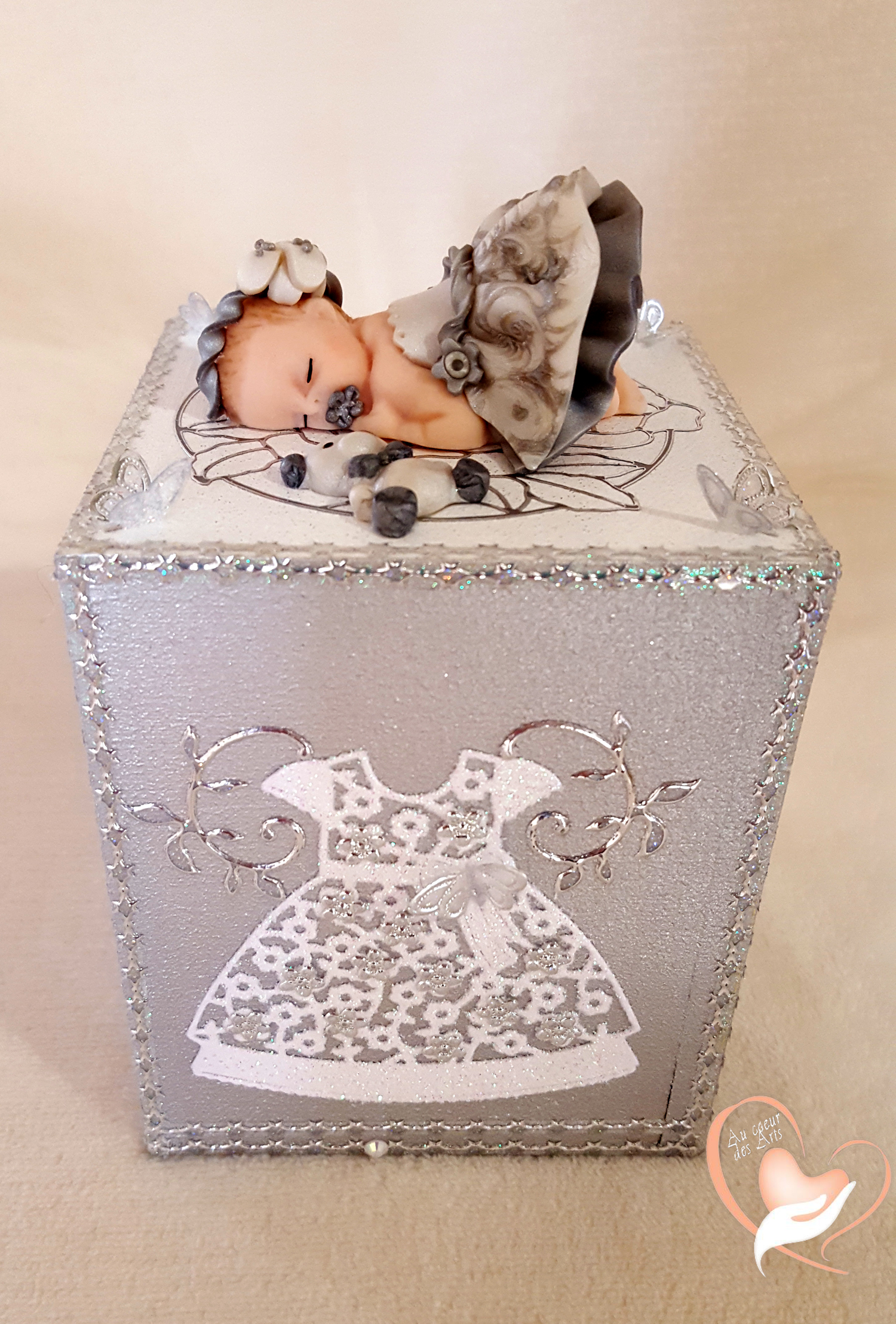 Tirelire Enfant Bebe Fille Au Coeur Des Arts Enfants Au Coeur Des Arts