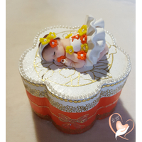 Boîte à dents de lait ou à dragées en forme de fleur bébé fille - au coeur des arts
