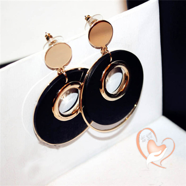 71-au coeur des arts-boubles oreille-style chanel-plaque-or