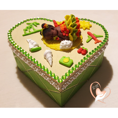 30b-Boîte de naissance bébé fille créole verte et jaune - au coeur des arts