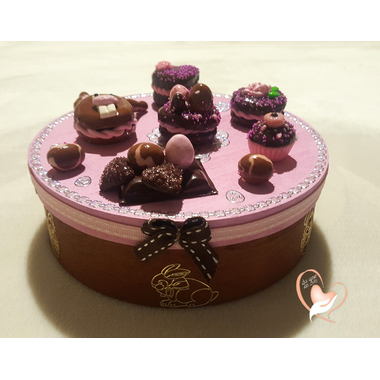 34-Boîte à biscuits ou chocolats - au coeur des arts