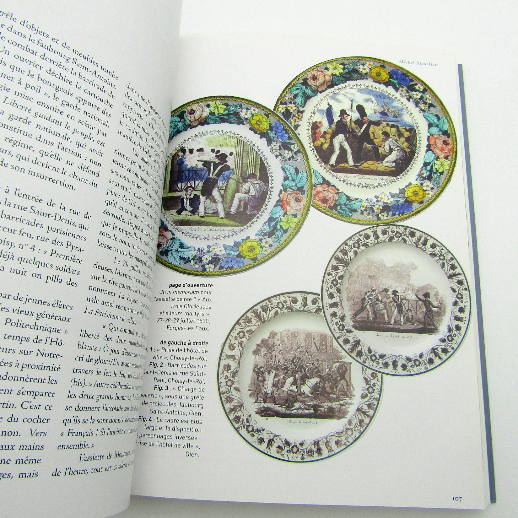Livre. Un média de faïence. Lassiette historiée imprimée. Bouyssy et Chaline. 2012