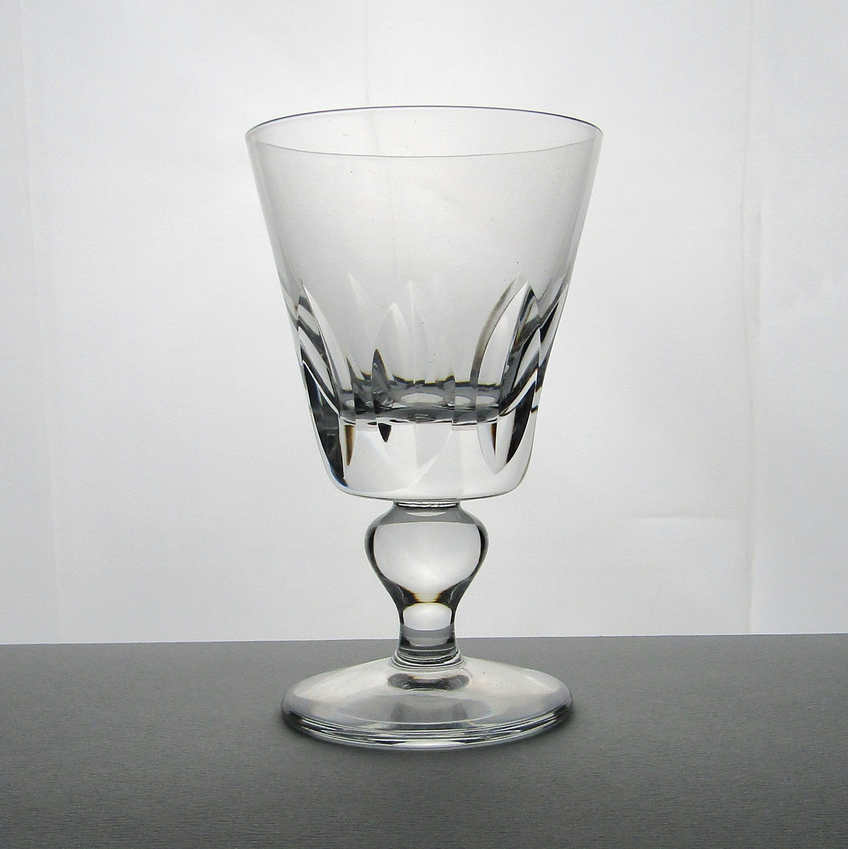 Verre à Vin Blanc Tarn En Cristal Saint Louis - Modèle Ancien - Prix à La Pièce (état Très Bon)