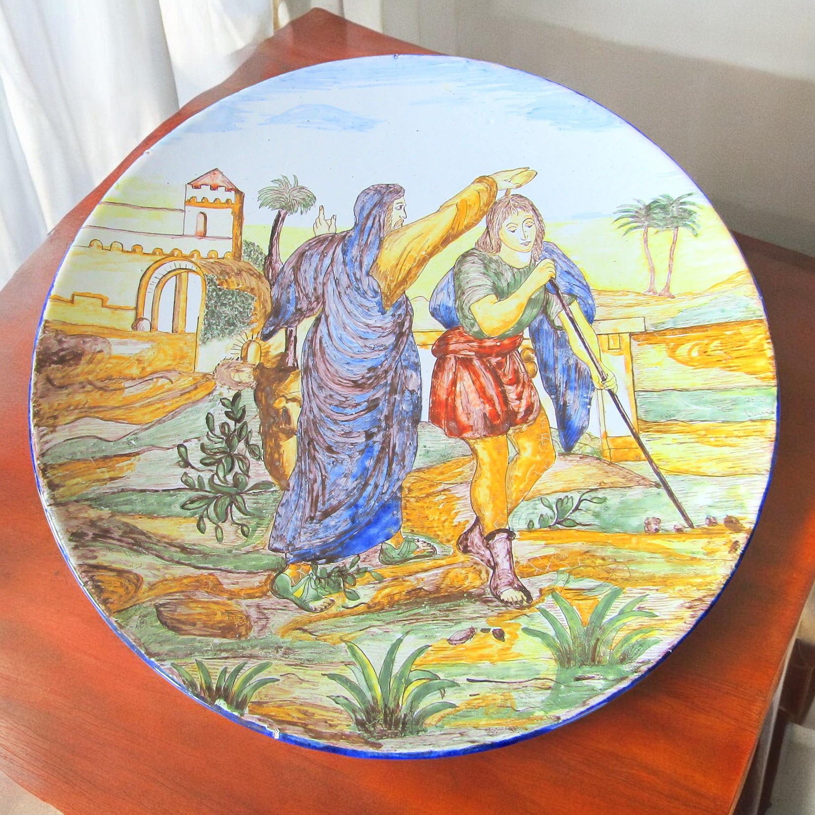 Nevers. Plat en faïence représentant le Christ et Saint-Jean, fin XIXe siècle