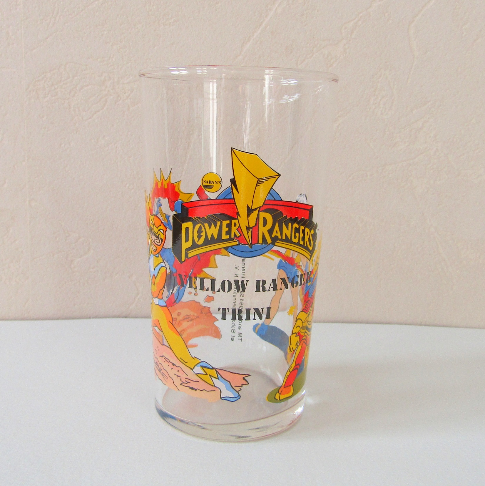 Verre à moutarde Amora. Power Rangers. Yellow Ranger Trini. Saban 1994