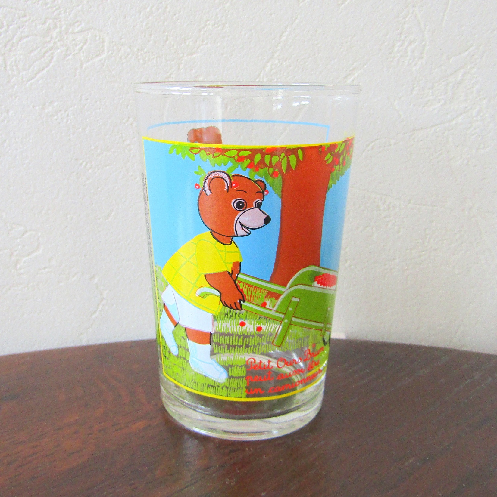 Verre à moutarde. Petit Ours. Pomme d\'Api Danièle Bour. Bayard 1988