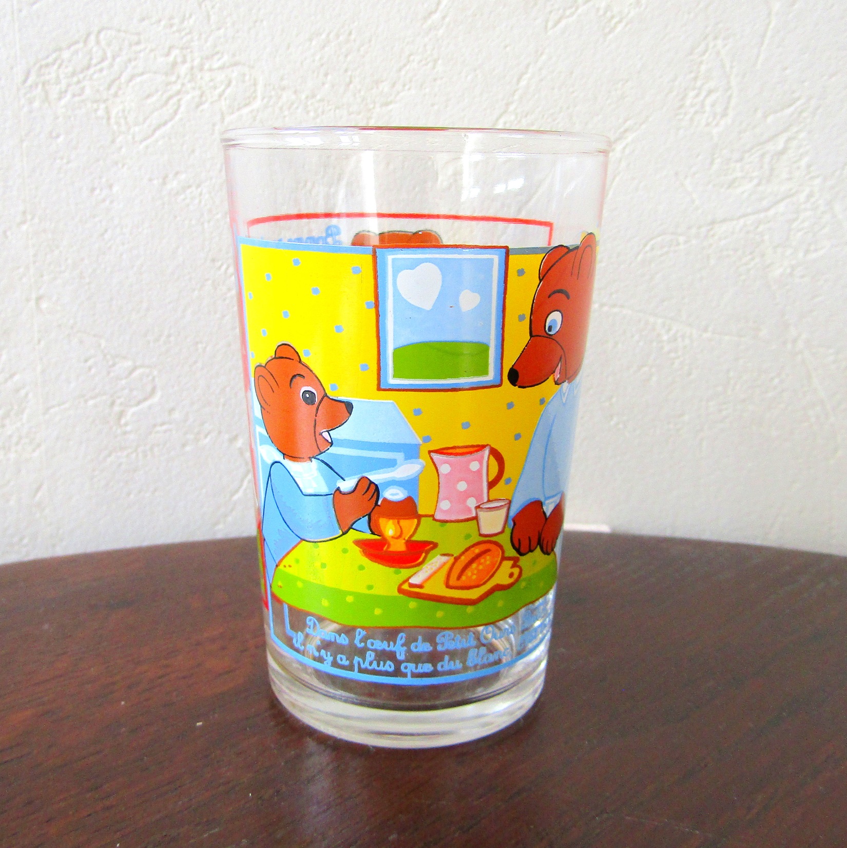 Verre à moutarde. Petit Ours. Pomme dApi Danièle Bour. Bayard 1999