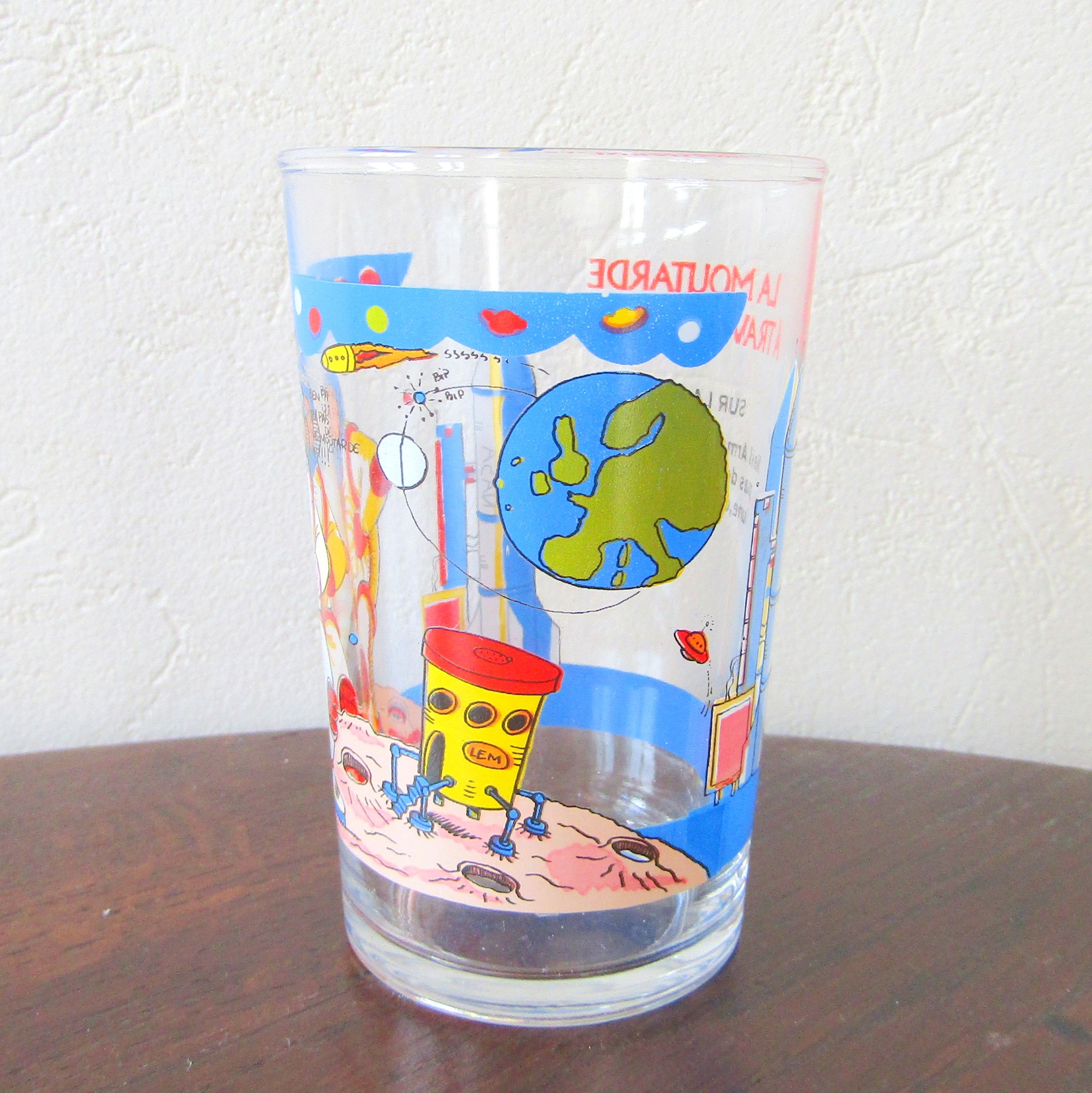 Verre à moutarde. La moutarde à travers les âges. Sur la Lune