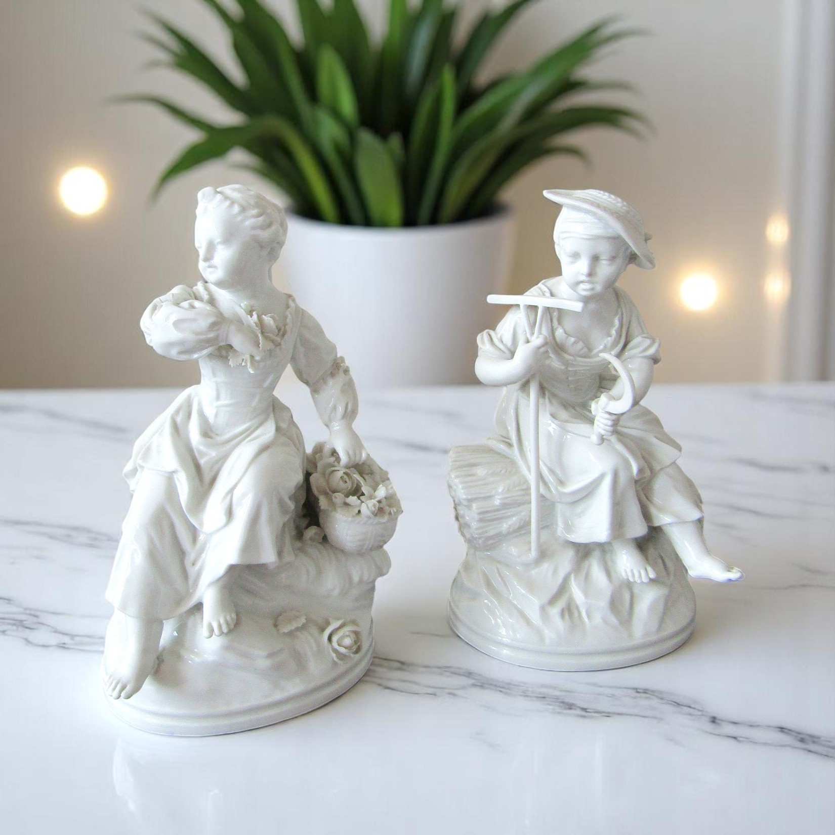 Berlin. 4 figures en porcelaine blanche représentant les 4 saisons, fin XIXe siècle