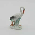 Meissen. Figure. Cigogne en porcelaine à décor polychrome au naturel, XXe siècle
