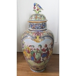 Desvres Fourmaintraux. Important vase couvert à décor de scènes mythologiques, XIXe siècle
