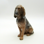 Royal Copenhagen. Figure en porcelaine Bloodhound female Lauritz Jensen, XXe siècle