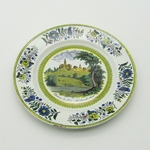Gien. Assiette en faïence Château de Duc Northumberland, XIXe siècle