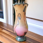 Biot. Bernard Aconito Guyot. Vase verre soufflé à décor dinclusions, XXe siècle