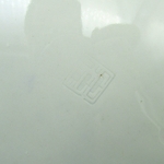 Japon. Arita Yamatoku. Plat en porcelaine décor personnage et paysage, XXe
