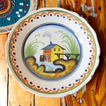 Nevers. Assiette en faïence à décor polychrome d'une fabrique, début XIXe [2]