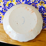 Nevers. Assiette en faïence à décor polychrome à loiseau branché, XVIIIe [10]