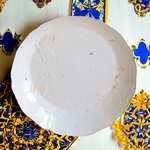Nevers. Assiette en faïence à décor polychrome dun oiseau perché, XVIIIe [13]