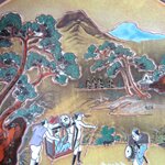 Japon. Arita. Four Yamatoku. Plat en porcelaine station Okabe du Tokaido, XXe