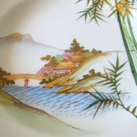 Japon. Kutani. 6 assiettes creuses porcelaine décor polychrome or paysages, XXe