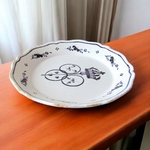 Nevers. Assiette révolutionnaire en faïence décor aux trois ordres, XVIIIe siècle
