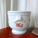 Porcelaine de Paris. Important cache-pot rafraichissoir en porcelaine Yunam