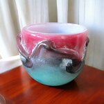 Patrick Lepage (1949). Coupe en verre soufflé à décor dinclusions, XXe siècle