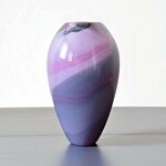 Ingrid Maillot-Giovanelli (1956). Vase en verre soufflé à décor d'inclusions, XXe siècle